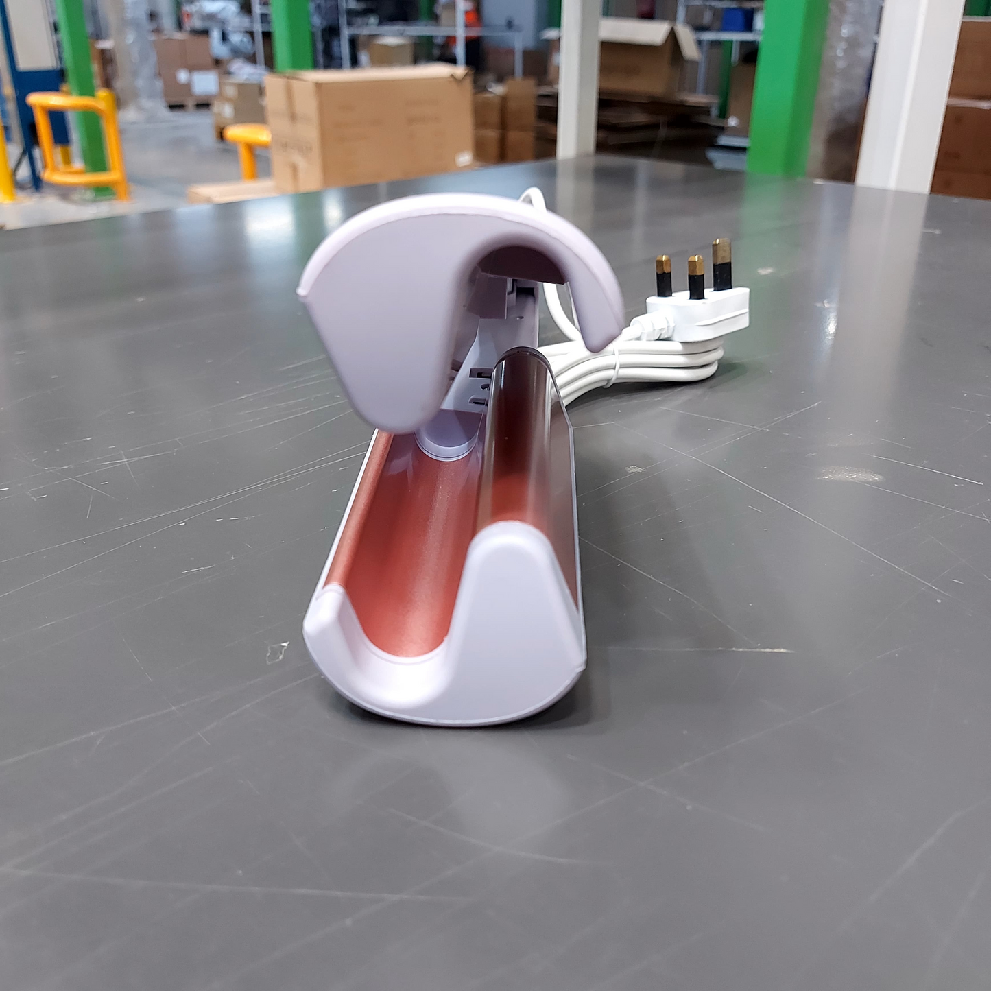 جهاز تمويج شعر سيراميك مع درجة حرارة قابلة للتعديل 32 مم ضمان عام